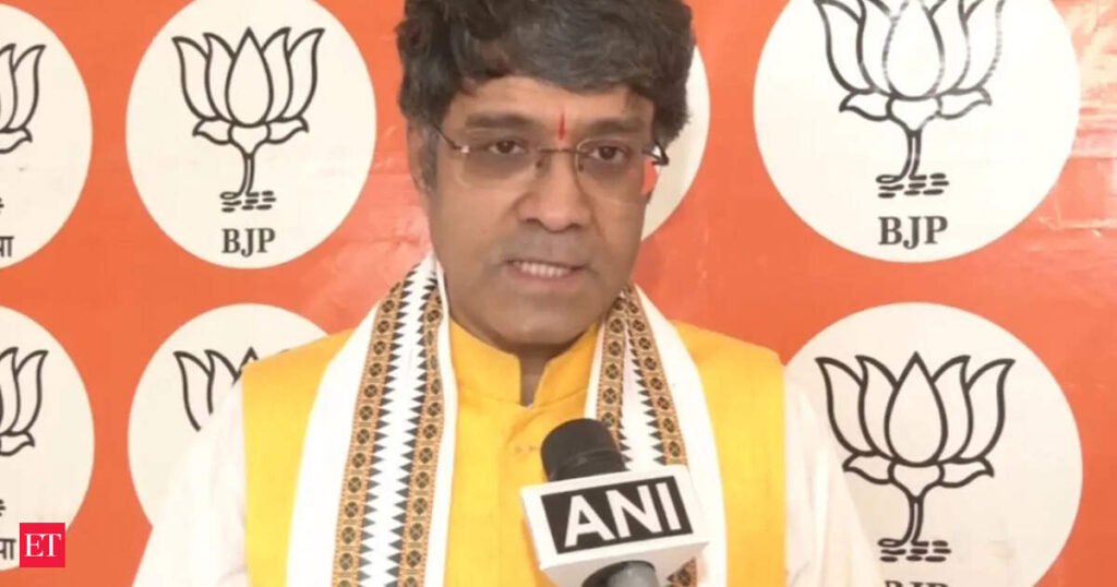 Rahul Gandhi should disclose details of foreign trips, says BJP’s CR Kesavan