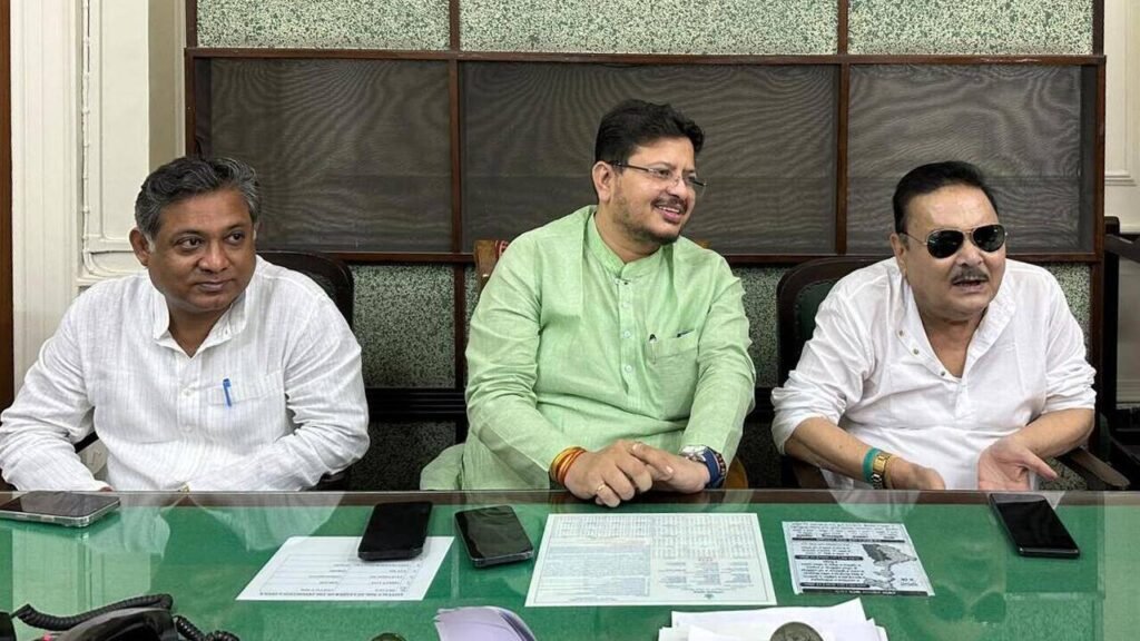 After ED knock, Madan quits Mamata camp, joins rebel bloc | Kolkata News