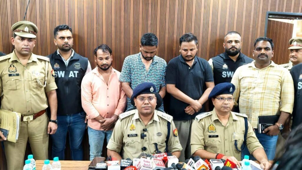 Family-run fake call centre cheat job seekers, 20 arrested | Noida News