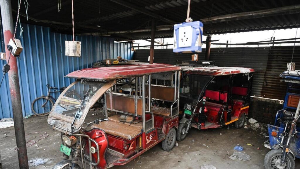 EVs charged from regular house plugs, extension boards: A fire hazard in every other lane in Noida | Noida News