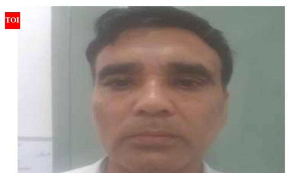 SOG arrests tutor who allegedly coached aspirants using leaked exam papers | Jaipur News