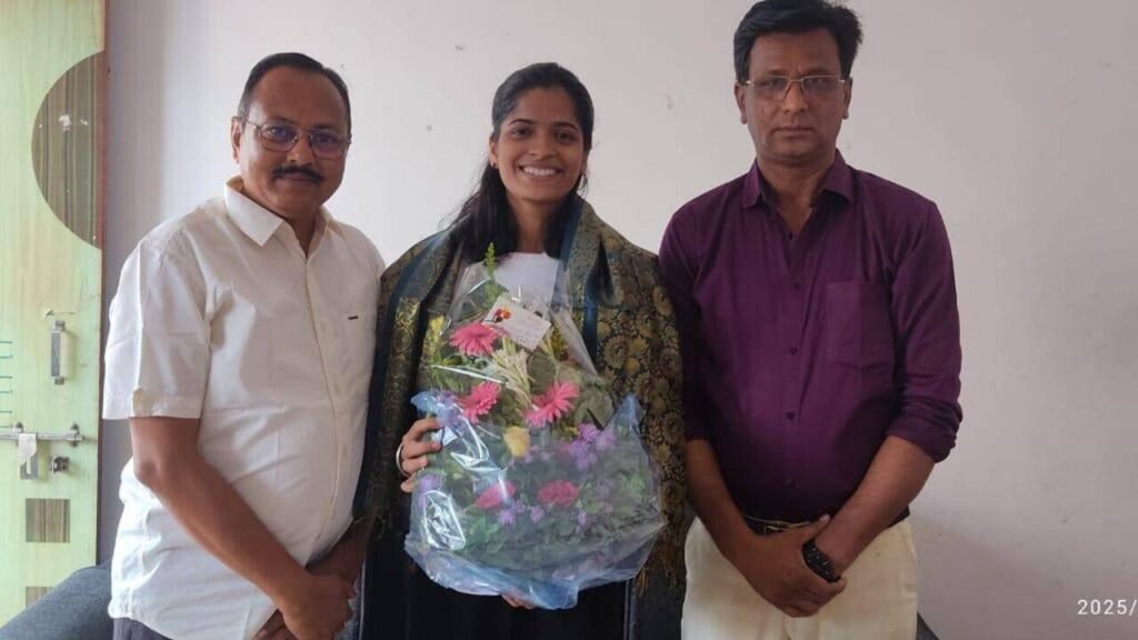 Shruti first Nagpur fencer to represent India in World Championship | Nagpur News