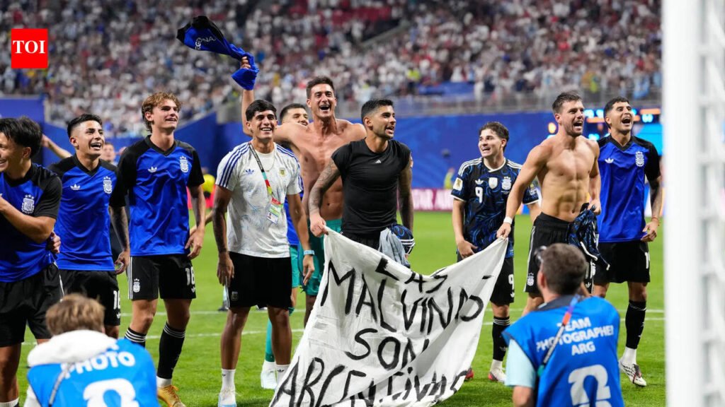 Will Argentina stars miss World Cup final under FIFA rules? Decision looms over Falklands banner celebration | Football News