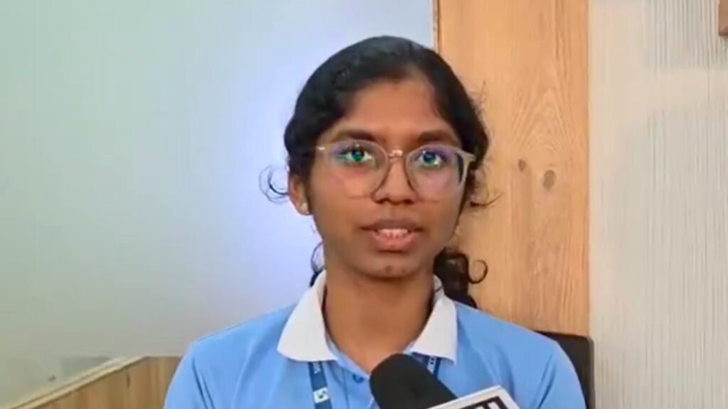 Neet Topper Success Story: “I stayed away from phone and social media for a year”: Highest ranked female candidate Shravani Kudale shares what got her AIR 5 in NEET