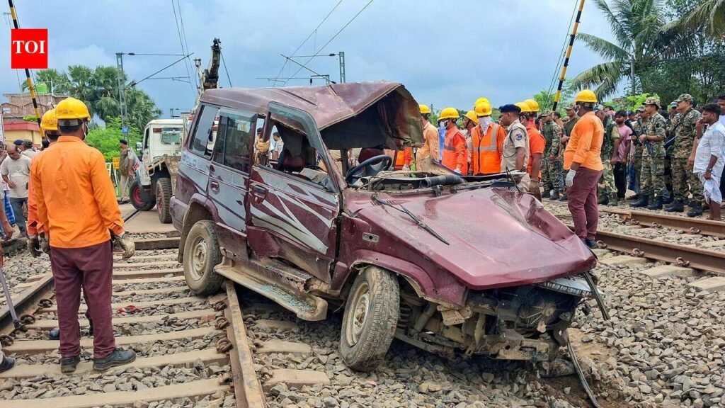 Gateman, PWI suspended after Behrampore rail crossing crash kills 5 | Kolkata News