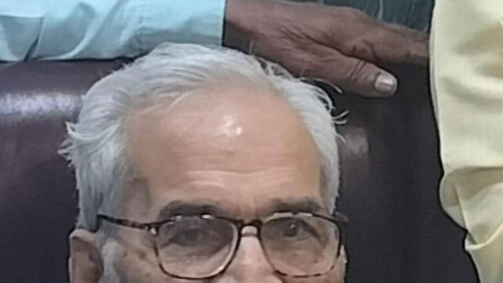 Yuvak Kranti Dal founder Kumar Saptarshi passes away at 82 | Pune News