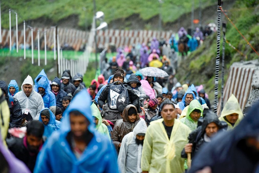 Adverse weather: Amarnath Yatra temporarily suspended