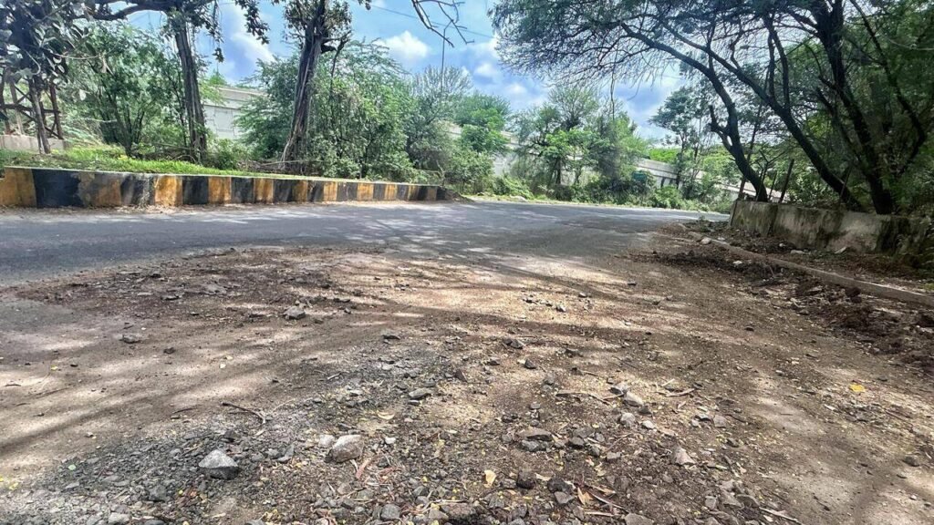 Pothole-ridden Khadki Cantonment roads leave residents, commuters fuming | Pune News
