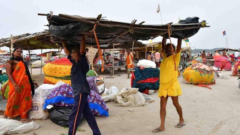 Ganga, Yamuna level rise in Prayagraj, flood alert issued | Prayagraj News