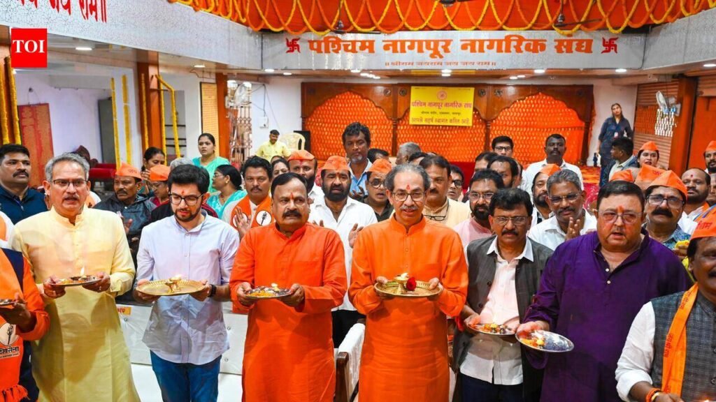 Uddhav targets Bhagwat, asks is this Hindu Rashtra | Nagpur News