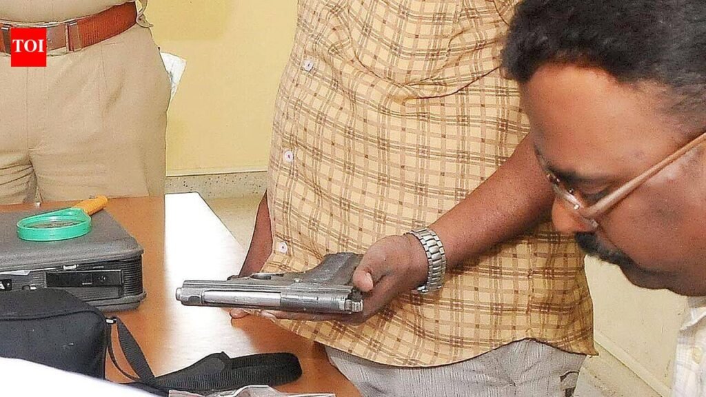Cops seize doctor’s gun after threat to deceased patient’s family friend | Pune News
