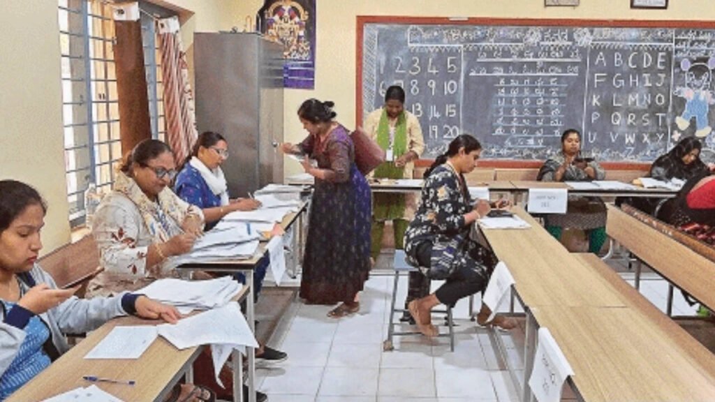 30% teachers on SIR duty, academic lessons in Karnataka govt schools take a hit | Bengaluru News