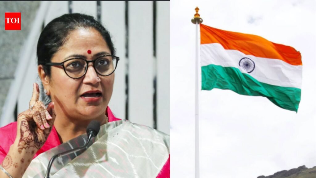 ‘Har Ghar Tiranga’ campaign: Delhi govt to distribute 15 lakh national flags, source 2 lakh from SHGs ahead of Independence Day | Delhi News