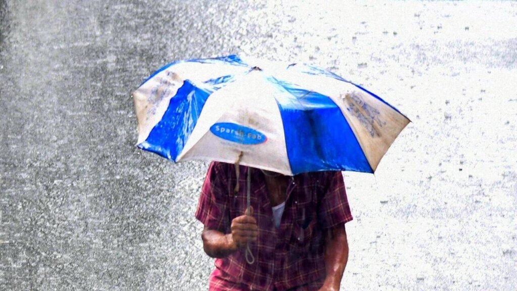 NE braces for heavy rain as IMD sounds alert | Guwahati News