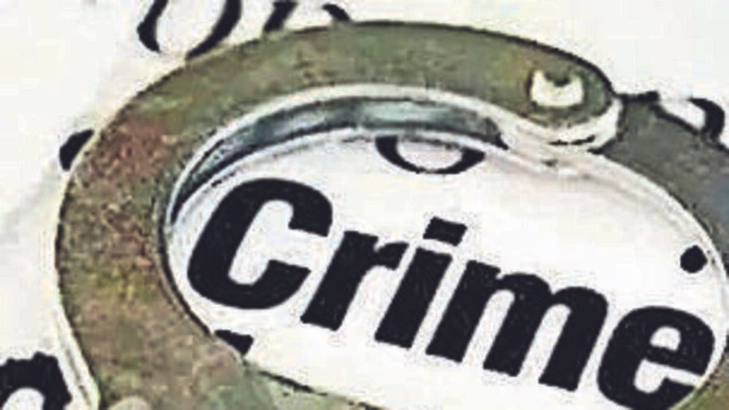 Fake cop, 4 others try to rob bizman of Rs 1cr cash near Navale bridge in Pune | Pune News