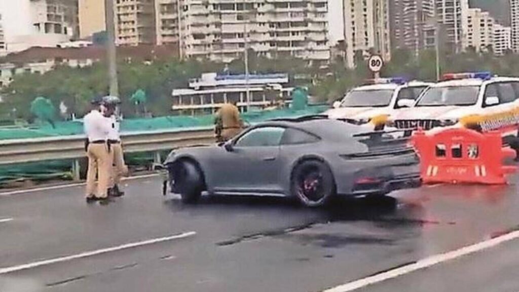 Speeding Porsche hits divider, car on Coastal Road, girl injured | Mumbai News