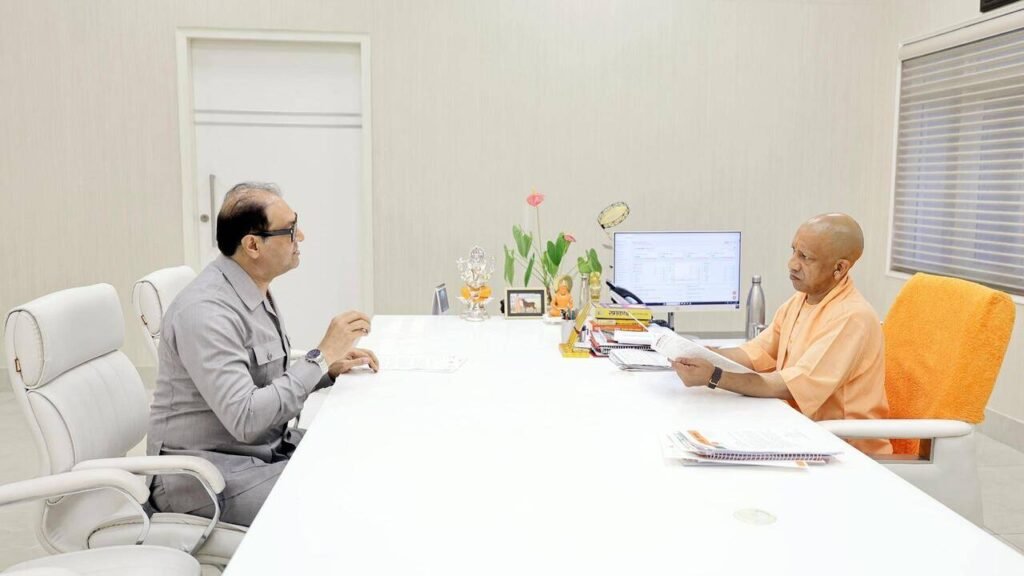 Ex-min meets CM, seeks audit of waqf properties | Lucknow News