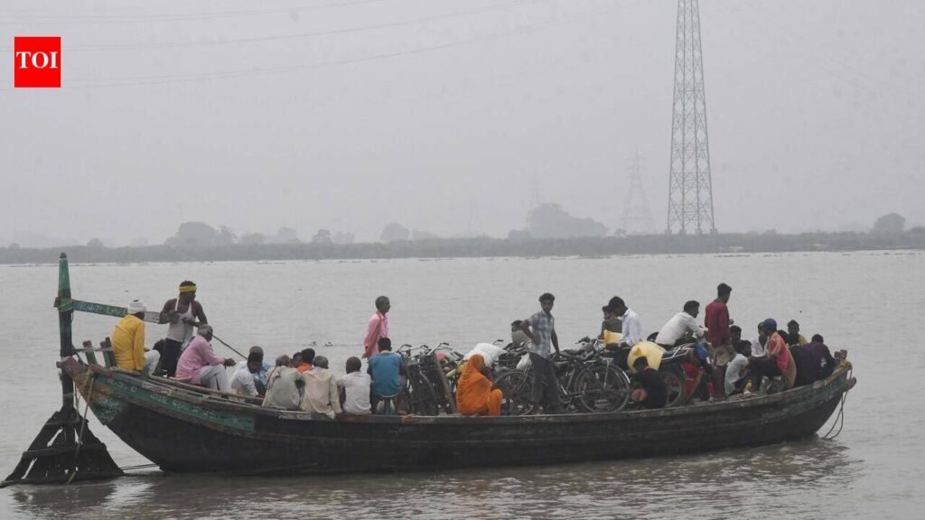 Heavy rainfall in Nepal swells Kosi, inundates parts of N Bihar | Patna News