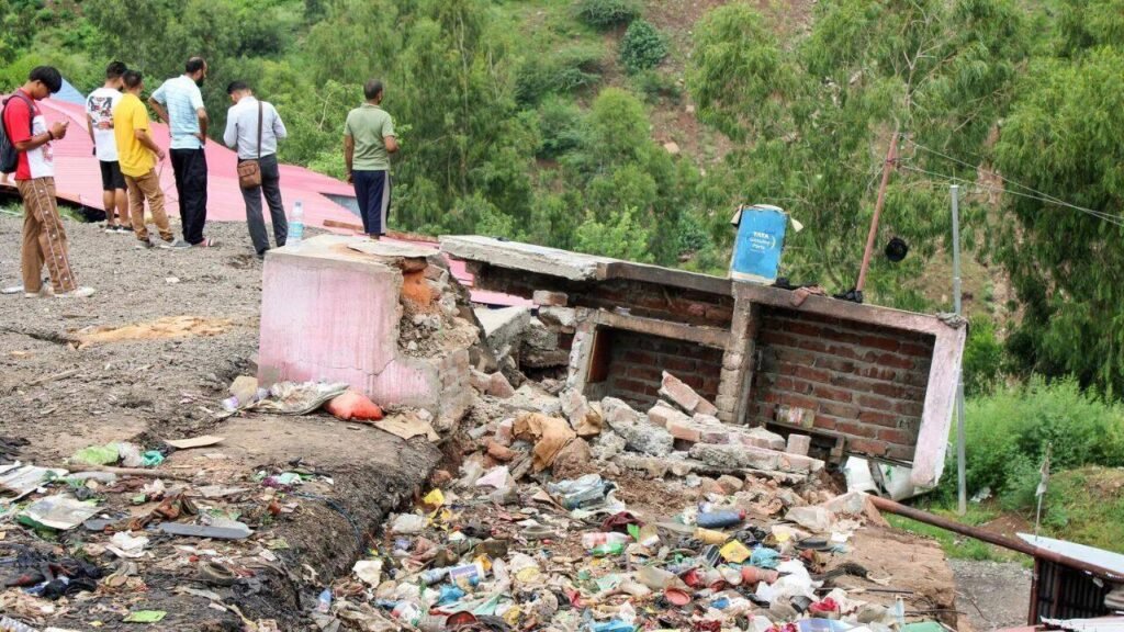 Fresh landslide kills seven in rain-ravaged Poonch, J&K toll rises to 17 | India News
