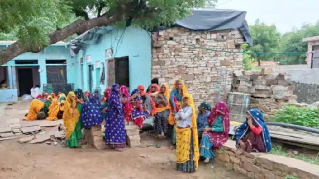 Three dead, one critical after family consumes suspected poison in Karauli dist | Jaipur News