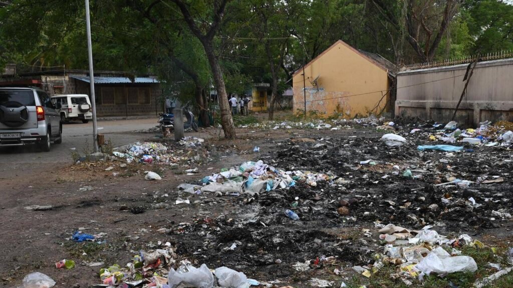 Congress demands separate retenders for wet and dry waste, says move can save Rs 567 crore | Pune News