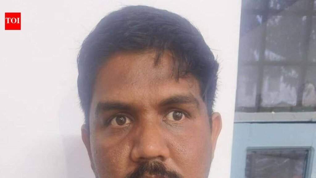 After years on the run, cheating-forgery accused carrying ₹50,000 reward lands in STF net | Lucknow News