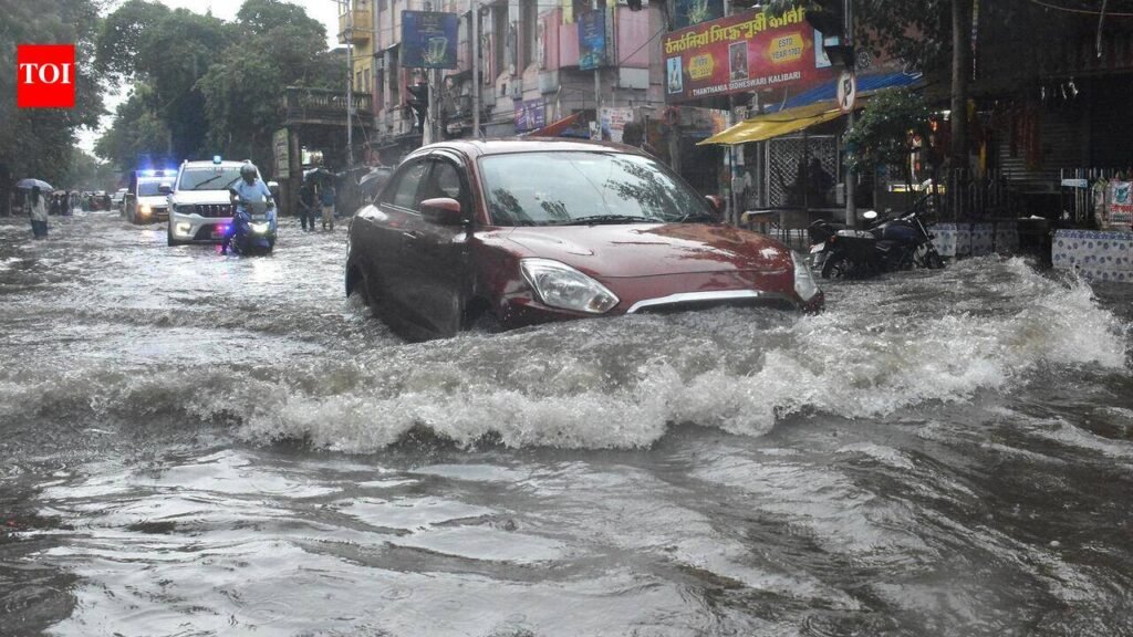 163.3 mm in Dum Dum, 5.9 mm in Alipore: Rainfall throws up north-south divide | Kolkata News