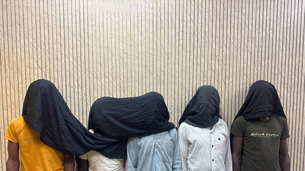 Hazaribag police nab 17 absconding accused in dist-wide raids | Ranchi News