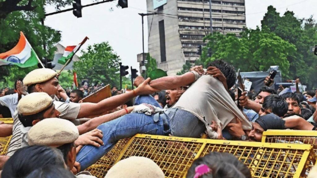 How ‘Sansad Chalo’ march turned violent: A timeline of police action and detentions | Delhi News