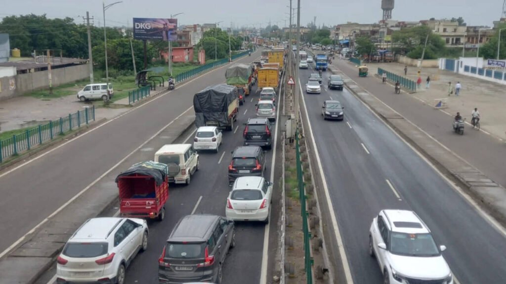 ‘Stuck for hours, very disturbing’: Shambhu border closure over farmers’ march cripples Ambala-Chandigarh highway traffic | Chandigarh News