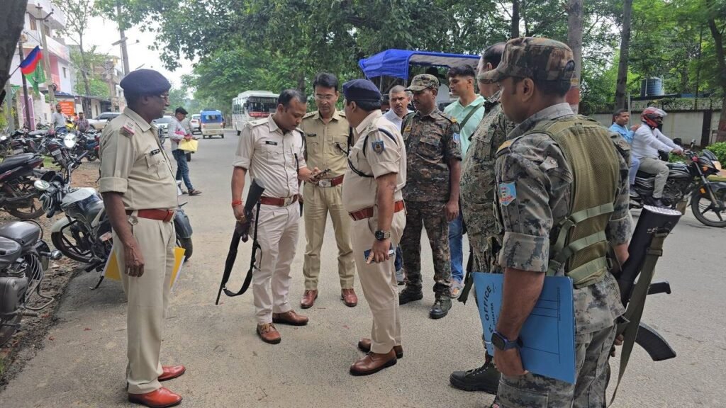 Bodyguard arrested for fatally shooting colleague outside Chatra SP’s office | Ranchi News
