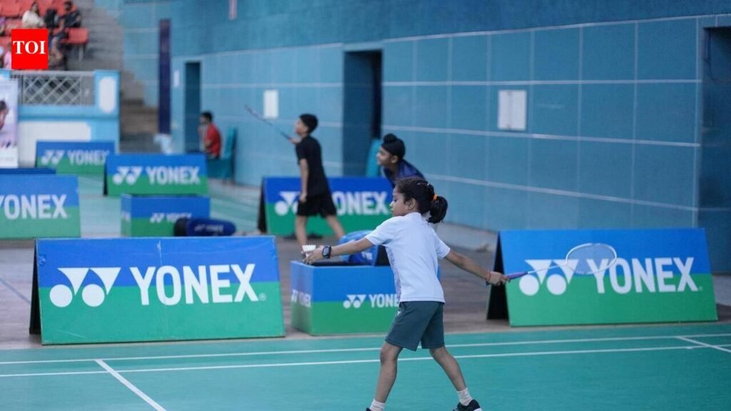 Over 500 shuttlers compete as district tourney kicks off | Ludhiana News