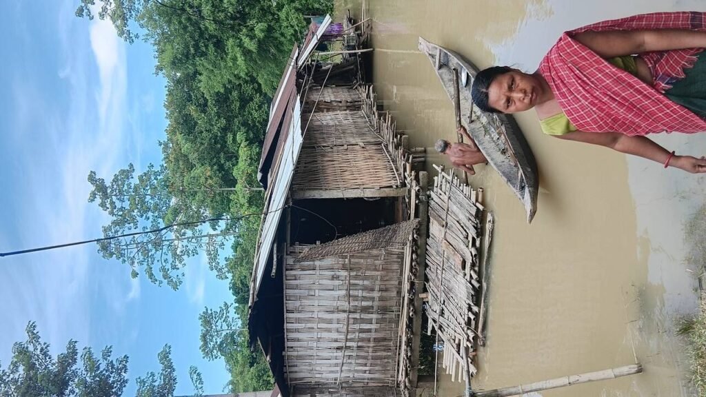 Marooned by the Buridehing, Janzimukh Gaon villagers lean on boats | Guwahati News