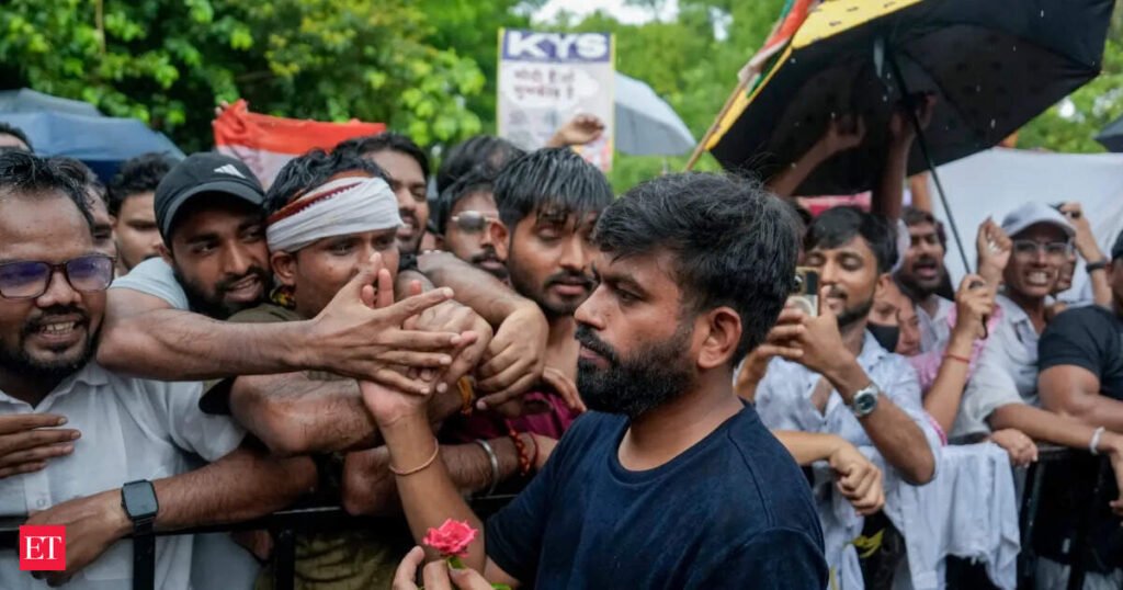 Government, Cockroach Janta Party to hold talks today after Jantar Mantar showdown