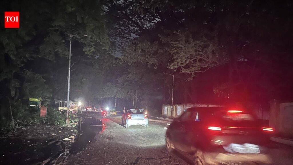 Lights defunct, pothole-ridden Camp road turns into death trap | Pune News