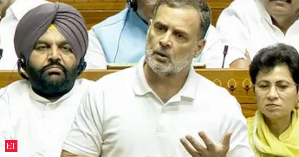 Rahul bats for SC-monitored high powered committee to probe ‘brutalities’ against students