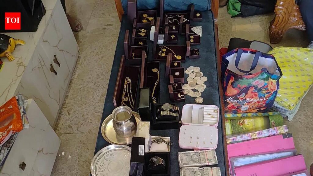 EOU raids six premises linked to engineer in DA case | Patna News