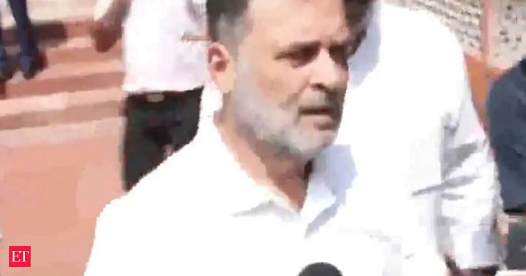 “Aap BJP ke ho kya?”: Rahul Gandhi’s sharp retort to Delhi Police families’ Press Conference