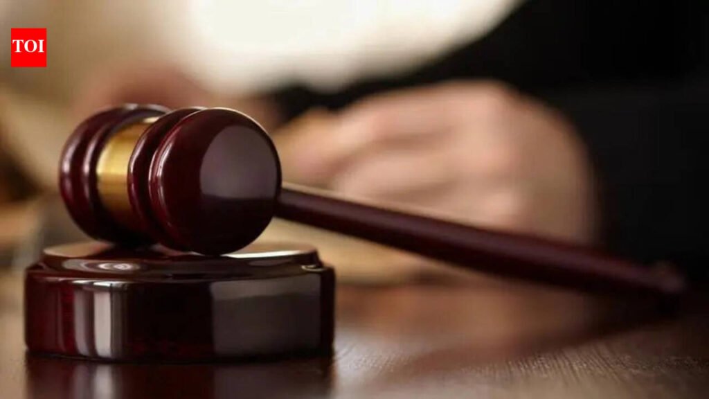 Punjab info panel summons Amritsar municipal commissioner, fines PIO Rs 25,000 | Chandigarh News