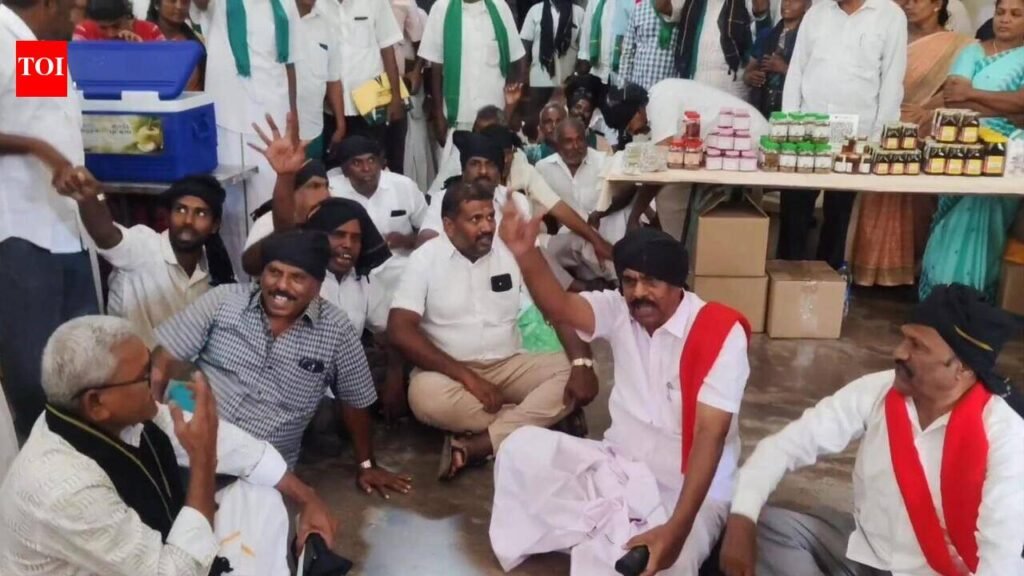 Farmers boycott grievance meet, urge state govt to declare Coimbatore a ‘drought-hit’ district | Coimbatore News