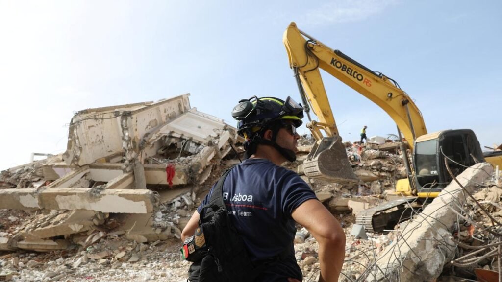 Venezuela earthquakes: Death toll rises to nearly 3,000