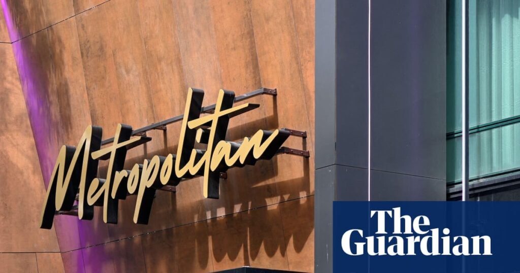 Mayfair casino facing legal action after former waiter says he did not get fair share of tips | Hospitality industry
