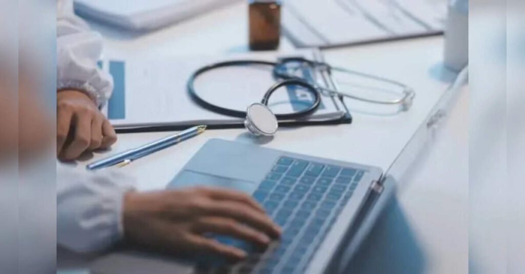 High Adoption Among Indian Clinicians, Yet Reliance on Generic Tools Raises Patient Safety Concerns, ETHealthworld