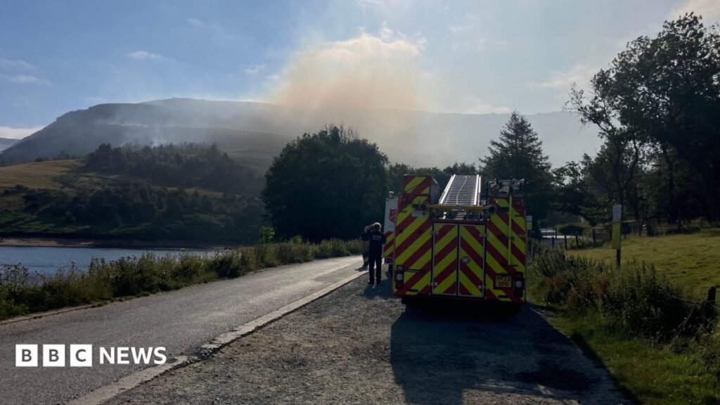 Firefighters could be ‘days’ be at Dove Stone reservoir fire