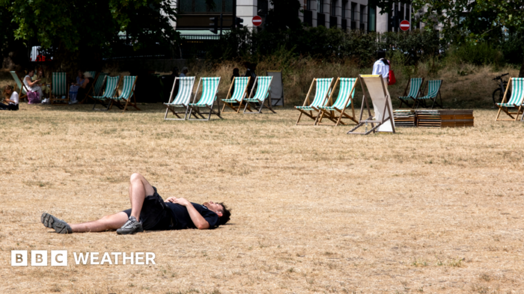 UK weather: Heatwave conditions to return as temperatures to peak at 35C