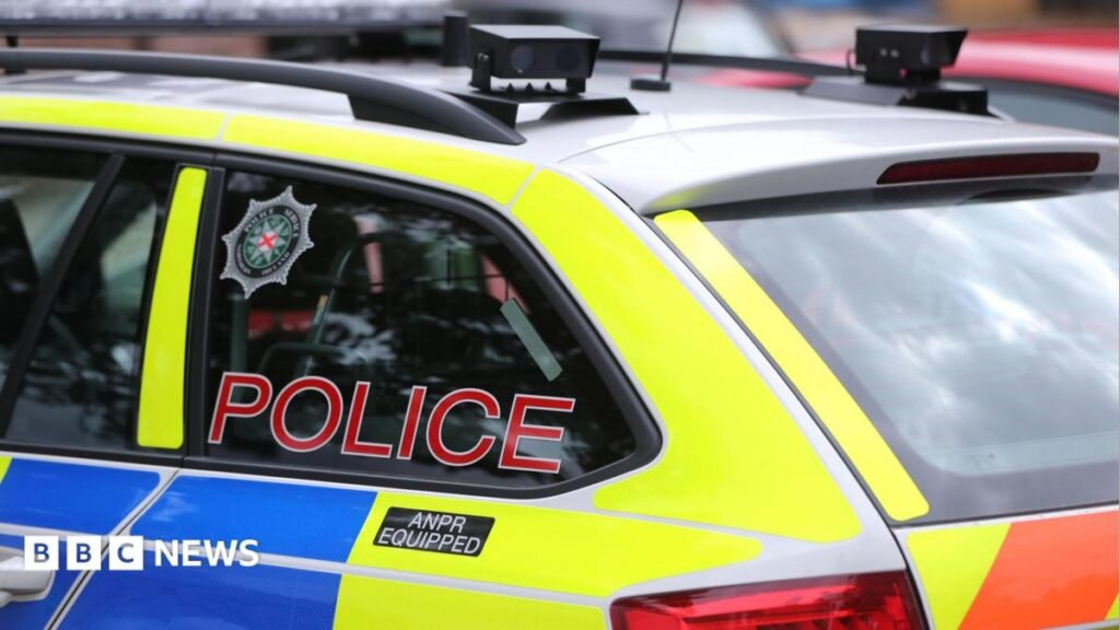 West Belfast: Politicians condemn scenes of disorder on Stewartstown Road