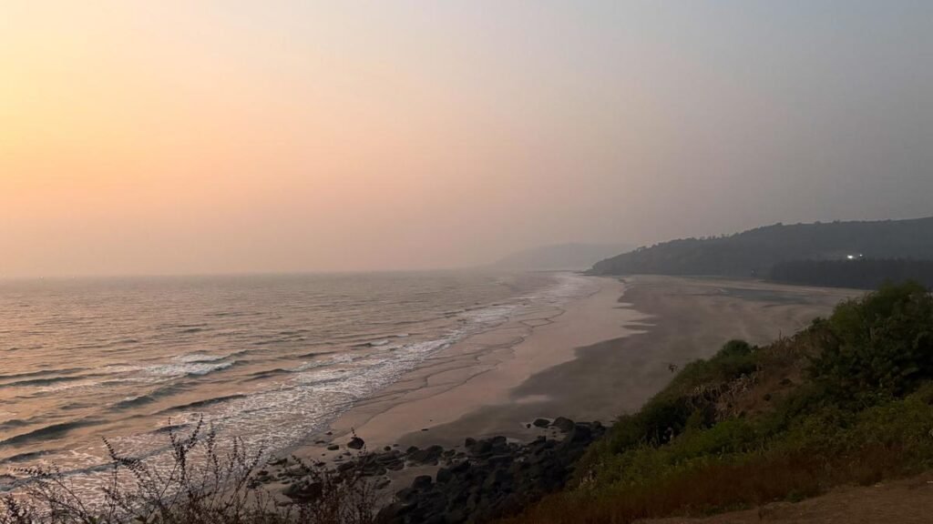 Maharashtra’s Dapoli delights with its ancient temples, scenic beaches, coastal cuisine