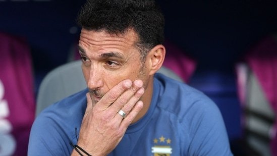 Lionel Scaloni brushes aside Falklands history ahead of England vs Argentina semi-final: ‘It’s a football game’