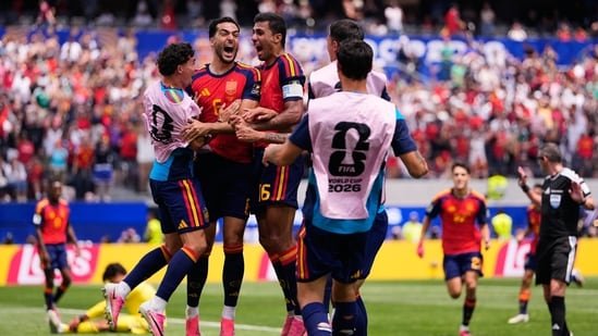 Mikel Merino’s late winner sends Spain past Belgium 2-1 into first World Cup semifinal since 2010
