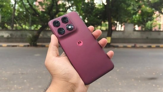 Motorola Edge 70 Pro Plus Review: It checks nearly every box, but not without imperfections
(HT Tech)